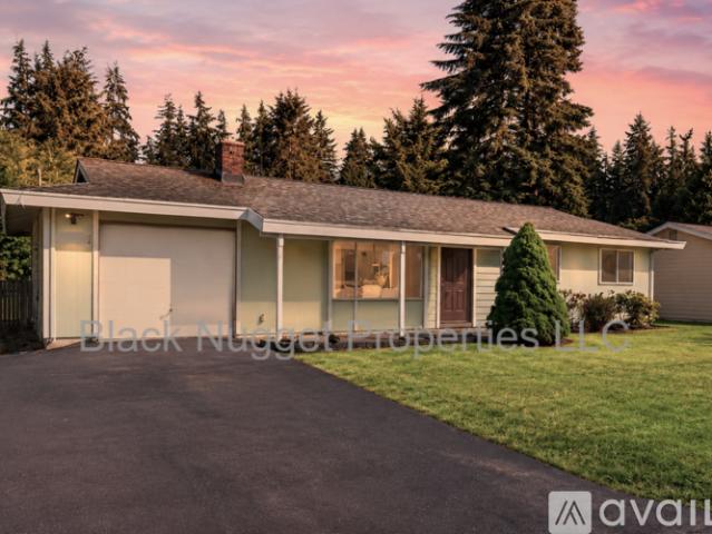 3 BR, 1 BA Apartment North Creek Area Home, Bothell, WA 98012