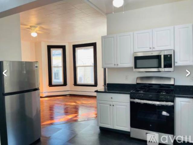 3 BR, 1 BA Apartment Sherman Ave, Unit 2, New Haven, CT 06511