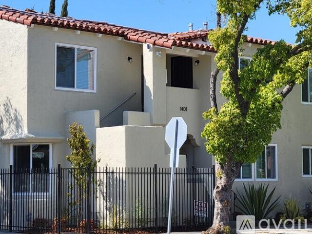 3 BR, 1 BA Apartment 1401 Gaviota Avenue, Unit A, Long Beach, CA 90813