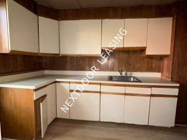 3 BR, 1 BA Apartment 140 Bidwell Ave, Jersey City, NJ 07305