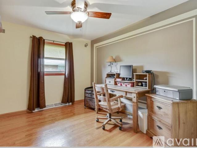 3 BR, 1 BA Apartment 1417 West Leroy Avenue, Milwaukee, WI 53221