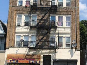 3 BR, 1 BA Apartment 1422 Springfield Ave, Unit 2, Irvington, NJ 07111