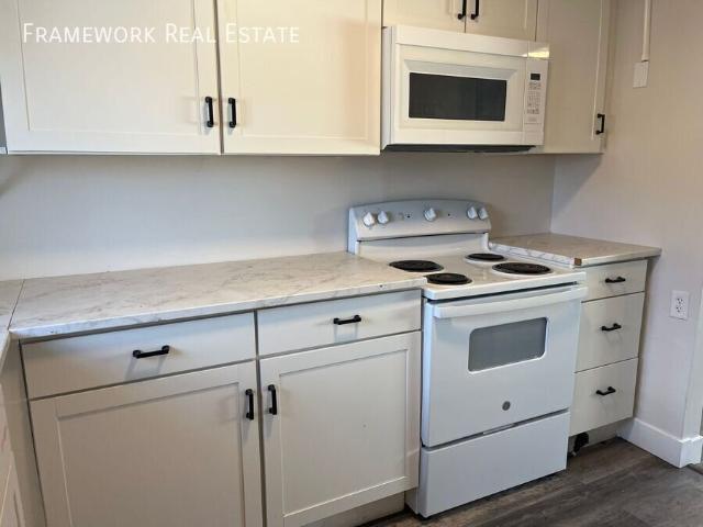 3 BR, 1 BA Apartment 1524 N. Wabash St Denver, CO 80220