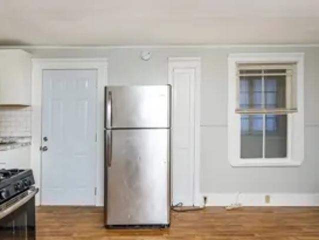 3 BR, 1 BA Apartment 1528 7th Ave, Watervliet, NY 12189