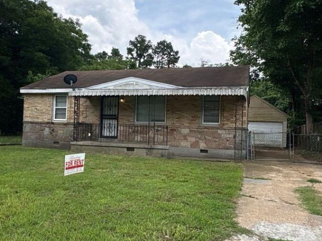 3 BR, 1 BA Apartment 1541 Roosevelt Ave Memphis, TN 38127