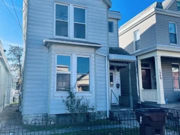 3 BR, 1 BA Apartment 1551 Holman Street, Covington, KY 41011