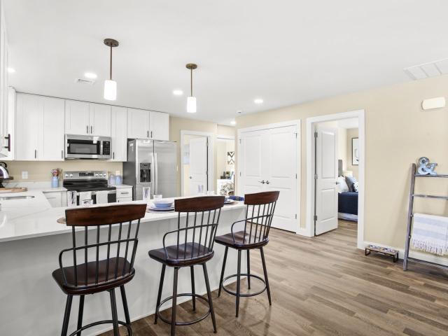 3 BR, 1 BA Apartment 15 50 Mountain View Dr Unit 2HR, Lebanon, NH 03766