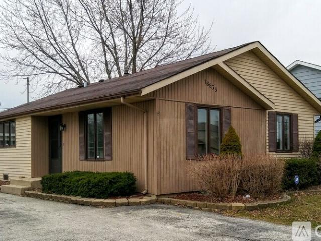 3 BR, 1 BA Apartment 16835 91st Ave, Orland Hills, IL 60487