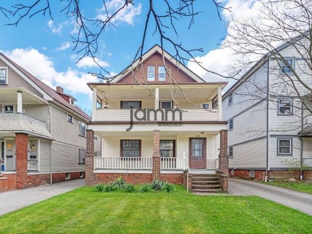 3 BR, 1 BA Apartment 1695 Glenmont Lower, Cleveland Heights, OH 44118