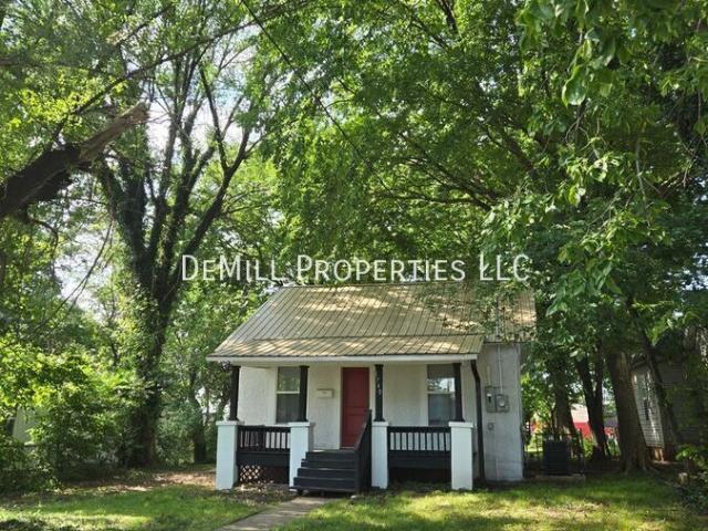3 BR, 1 BA Apartment 1740 W Olive St, Springfield, MO 65802