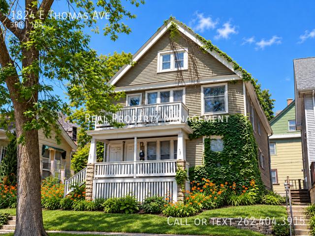 3 BR, 1 BA Apartment 1824 E Thomas Ave, Milwaukee, WI 53211