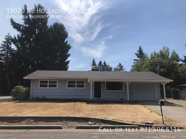 3 BR, 1 BA Apartment 19020 NE Holladay Street, Portland, OR 97230