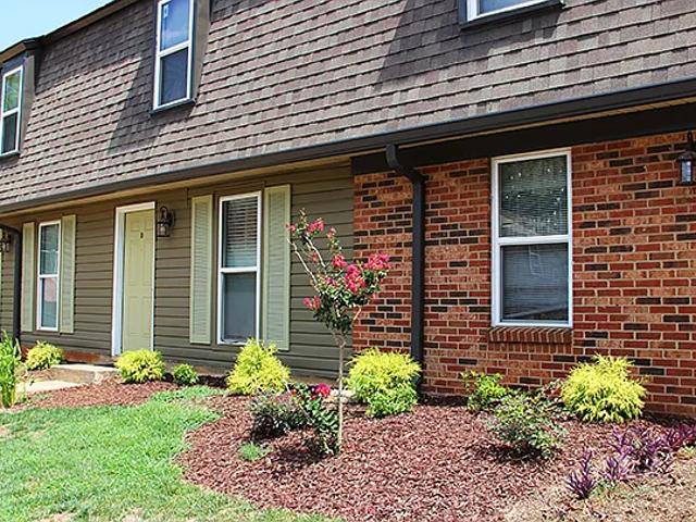 3 BR, 1 BA Apartment 1905 F Eastway Drive, Charlotte, NC 28205