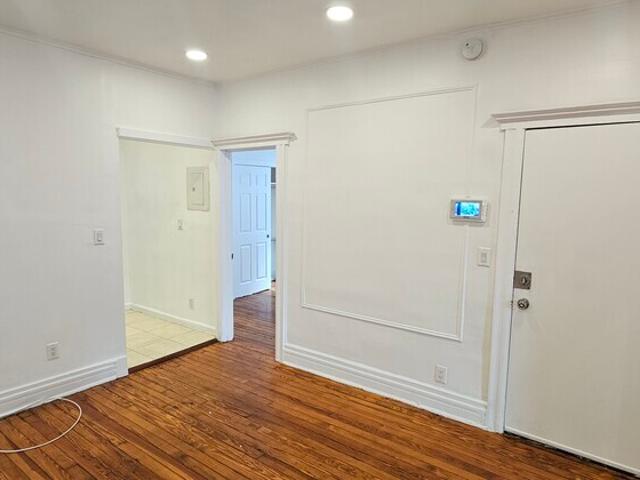 3 BR, 1 BA Apartment 192 N 17TH Street, East Orange, NJ 07017