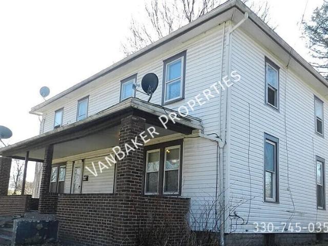 3 BR, 1 BA Apartment 194 North Martha Ave, Akron, OH 44305