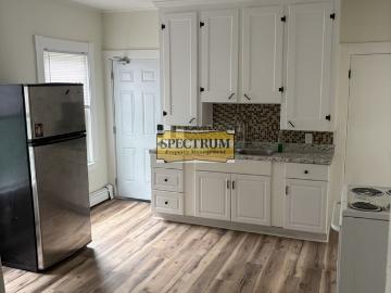 3 BR, 1 BA Apartment 195 Holland St, Lewiston, ME 04240