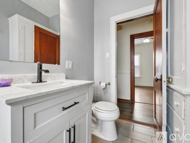 3 BR, 1 BA Apartment 10226 South Charles, Unit 2, Chicago, IL 60643