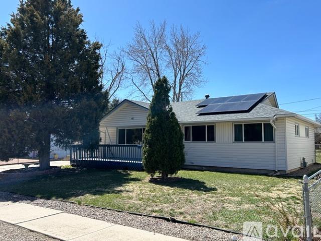 3 BR, 1 BA Apartment 106 Balfour Avenue, Colorado Springs, CO 80909