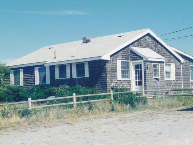 3 BR, 1 BA Apartment 10 Jackson Street, Marshfield, MA 02050