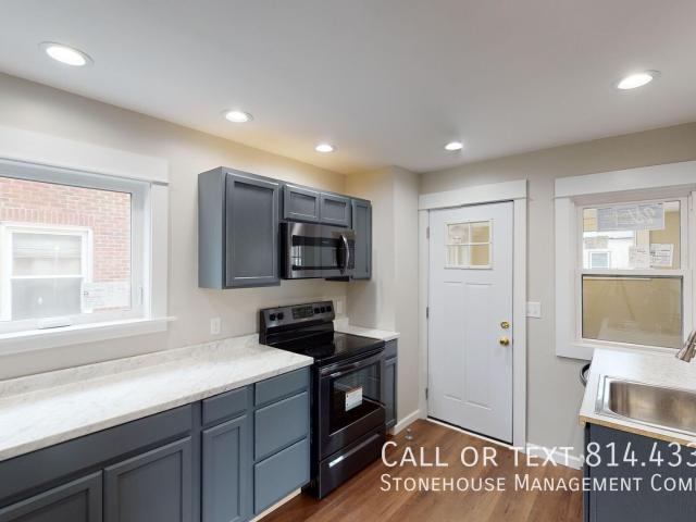 3 BR, 1 BA Apartment 1104 West 23rd Street, Erie, PA 16502