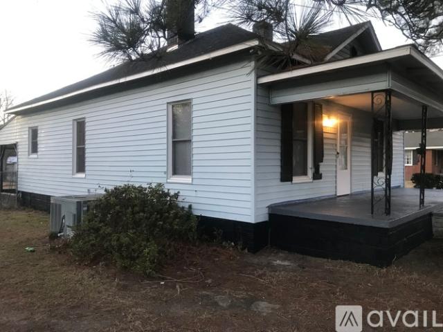 3 BR, 1 BA Apartment 1111 N George St, Goldsboro, NC 27530