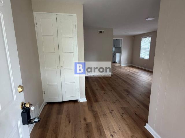 3 BR, 1 BA Apartment 1129 Roosevelt Street, South Bend, IN 46616