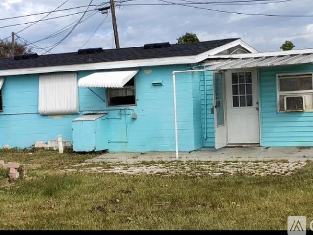 3 BR, 1 BA Apartment 1177 South Lane, Englewood, FL 34224