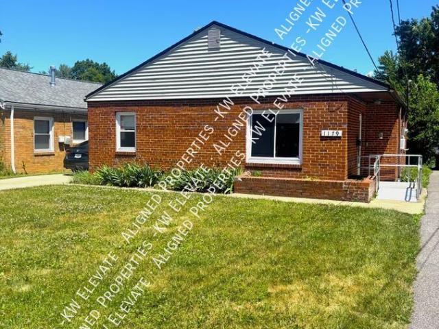 3 BR, 1 BA Apartment 1179 Elmwood Road, Mayfield Heights, OH 44124