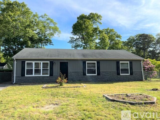 3 BR, 1 BA Apartment 11 Woodland Road, Berkeley Township, NJ 08721