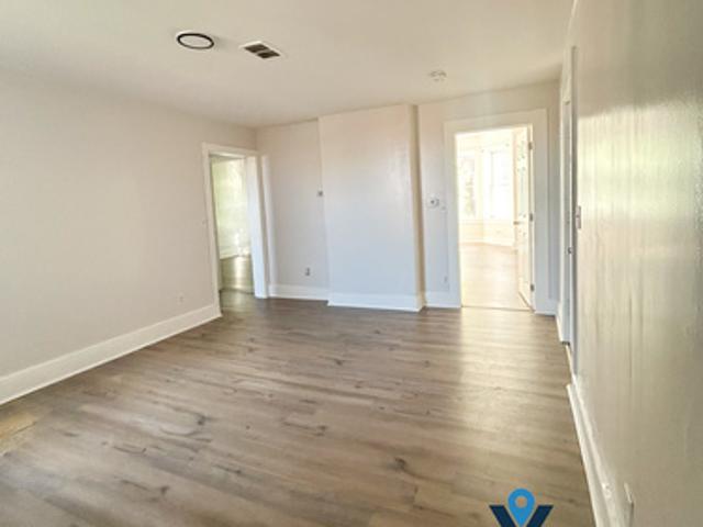 3 BR, 1 BA Apartment 11 Worcester Pl, Unit 2, Holyoke, MA 01040