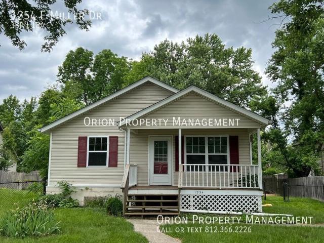 3 BR, 1 BA Apartment 1254 E Miller Dr, Bloomington, IN 47401