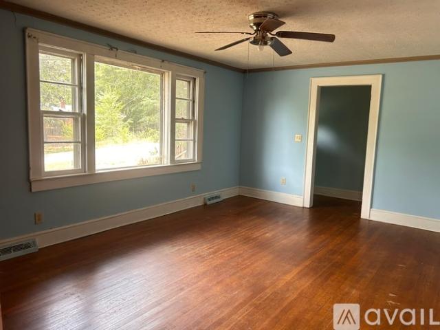 3 BR, 1 BA Apartment 125 Newline Rd, Mooresboro, NC 28114
