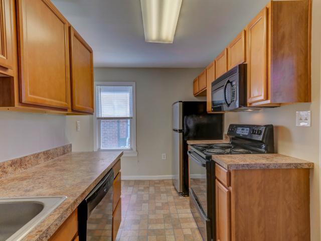 3 BR, 1 BA Apartment 126 Porter St, Easton, PA 18042