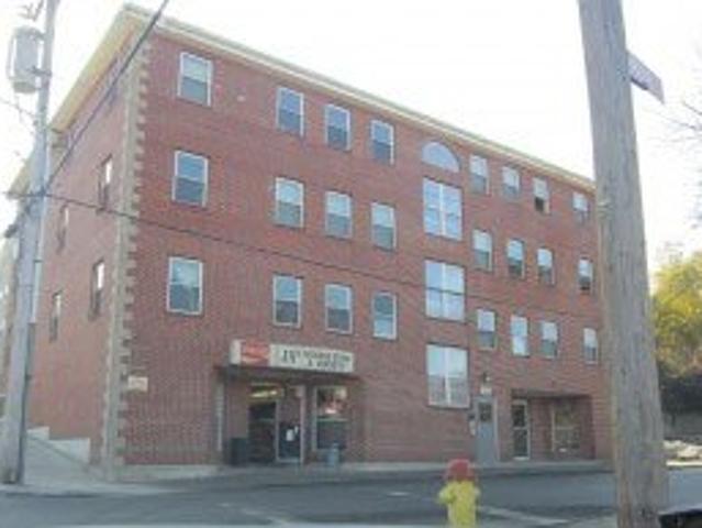 3 BR, 1 BA Apartment 128 Fairmount St Fitchburg, MA 01420
