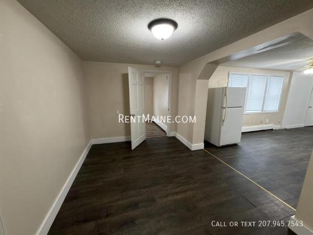 3 BR, 1 BA Apartment 12 Spring Street, Brewer, ME 04412