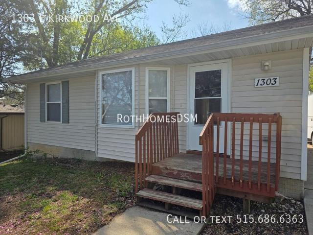 3 BR, 1 BA Apartment 1303 E Kirkwood Ave, Des Moines, IA 50315