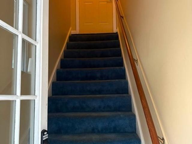 3 BR, 1 BA Apartment 130 Robinson Alley, Unit B, Pikeville, KY 41501