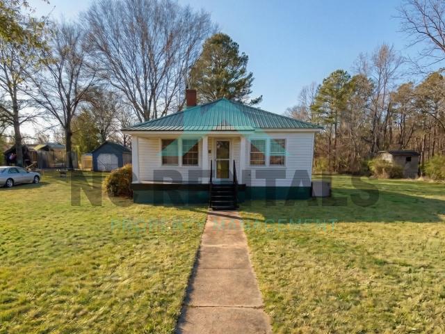 3 BR, 1 BA Apartment 1318 Front St, Eden, NC 27288