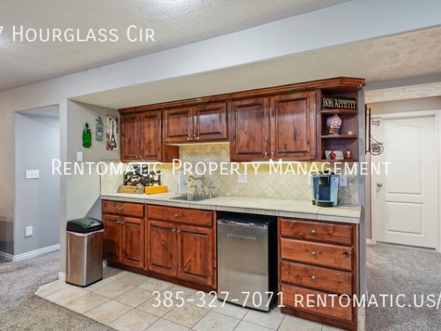 3 BR, 1 BA Apartment 13447 Hourglass Cir, Draper, UT 84020