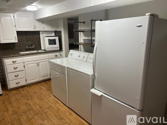 3 BR, 1 BA Apartment 135 South 200 East, Farmington, UT 84025