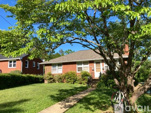 3 BR, 1 BA Apartment 2408 Sunset Road, Charlottesville, VA 22903