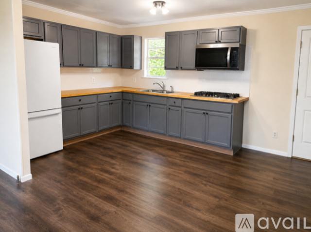 2 BR, 1 BA Apartment 2413 Mc Farland St, Caddo Mills, TX 75135