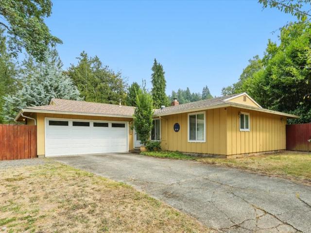 3 BR, 1 BA Apartment 2448 Margery Street, West Linn, OR 97068