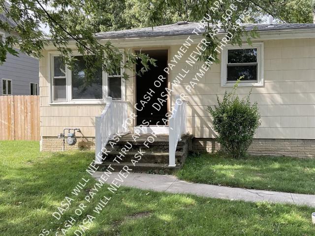 3 BR, 1 BA Apartment 250 Burch Ave, West Seneca, NY 14210