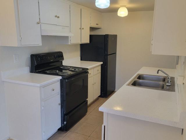 3 BR, 1 BA Apartment 2520 W McLellan Blvd Unit 35, Phoenix, AZ 85017