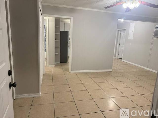 3 BR, 1 BA Apartment 2581 Old Dixie Hwy, Kissimmee, FL 34744