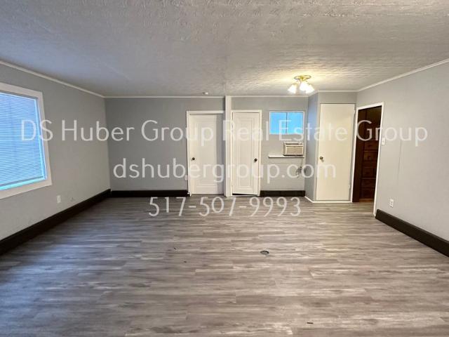 3 BR, 1 BA Apartment 2588 Haslett, East Lansing, MI 48823