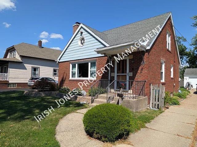 3 BR, 1 BA Apartment 25 Wendel Ave Tonawanda, NY 14223