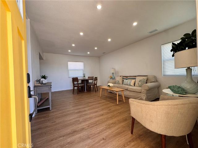 3 BR, 1 BA Apartment 26814 Mansfield Street, Highland, CA 92346