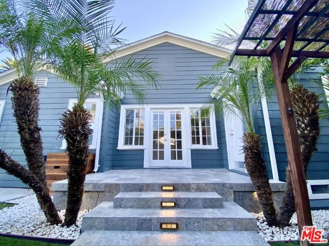 3 BR, 1 BA Apartment 2701 South Harcourt Avenue, Los Angeles, CA 90016